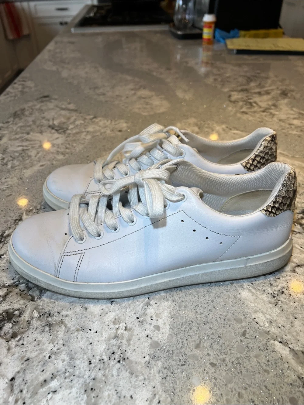 Tory Burch Howell Court Sneaker White Leather Snake Embossed Size 9